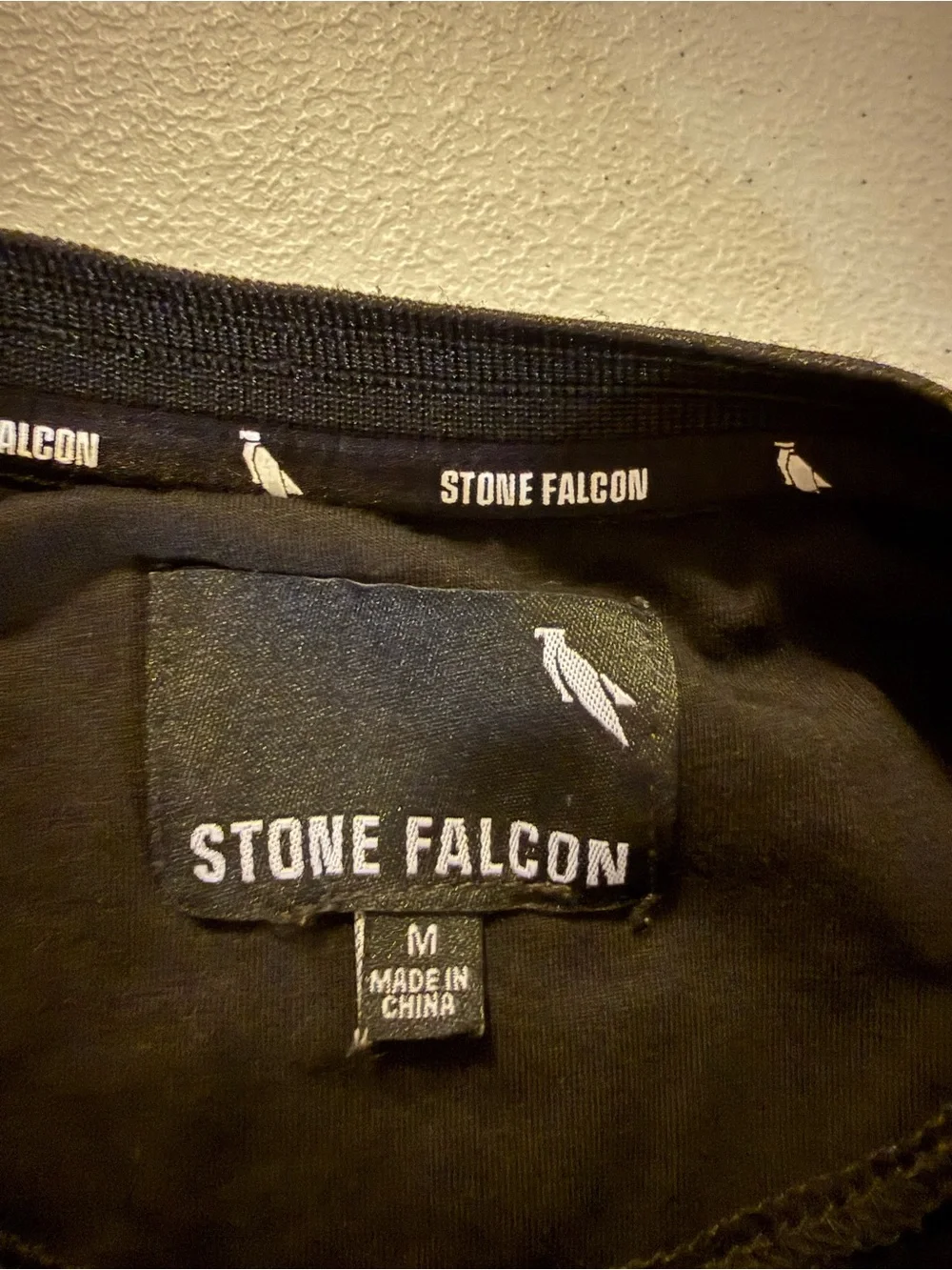 Stone Falcon Men's Apparel Embossed Logo Black T- Shirt Medium Cotton Streetwear